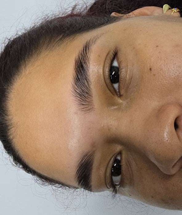 Laminado de cejas