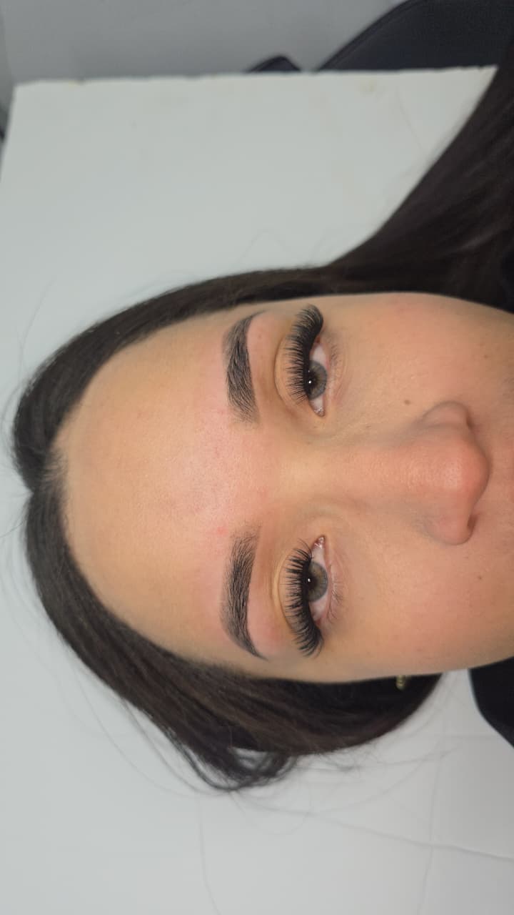 Micropigmentación de cejas