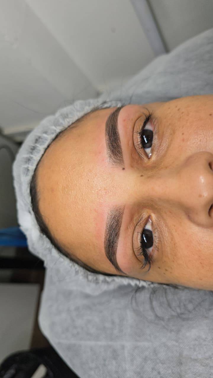 Micropigmentación de Cejas Panamá | Resultados Naturales Studio cejas PRO